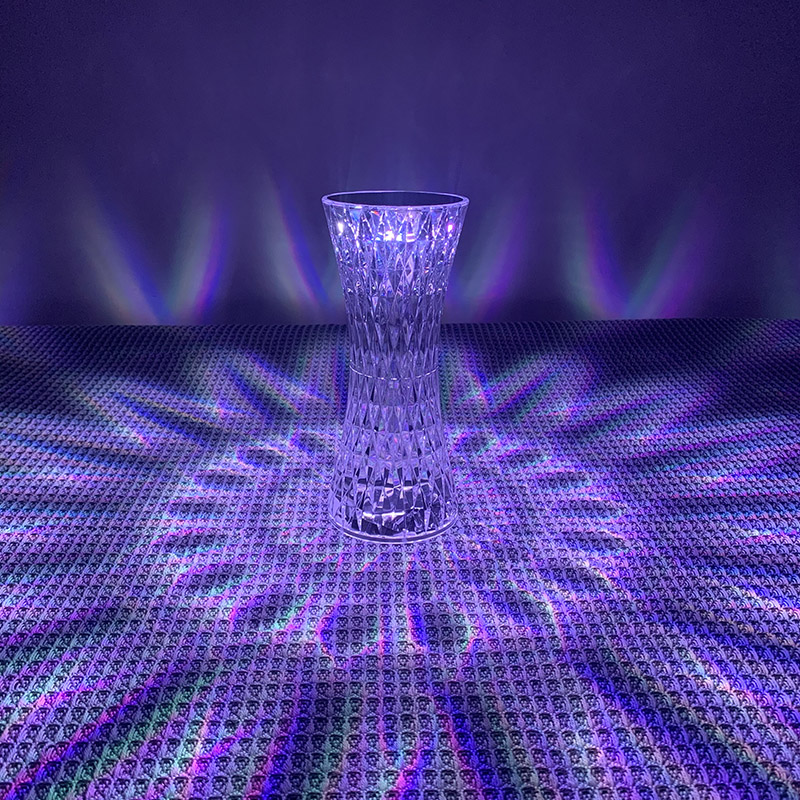 Luminárias de Mesa de Cristal  - Glass Bed avaliação e preço