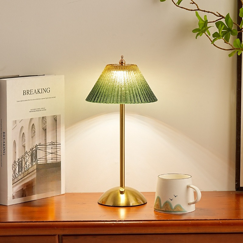 Luminária de Mesa de Vidro Pli - Glass Bed avaliação e preço